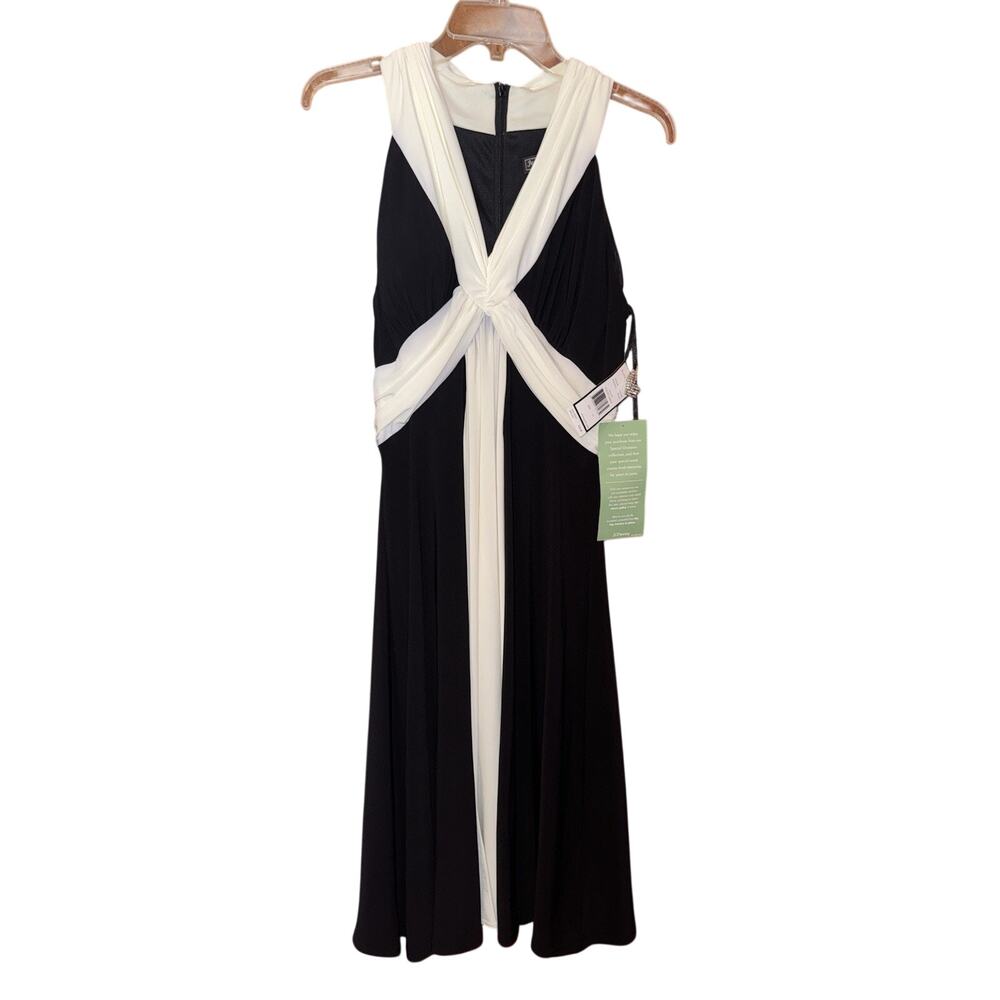 Ruched Waist Formal Dress 12 NWT Jessica Howard Evenings Black White W Brooch